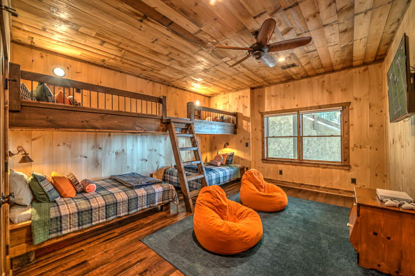 8 CABINS WITH AWESOME BUNK BEDS Blog Post